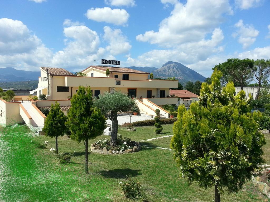 Hotel Vittoria Benevento Exterior foto