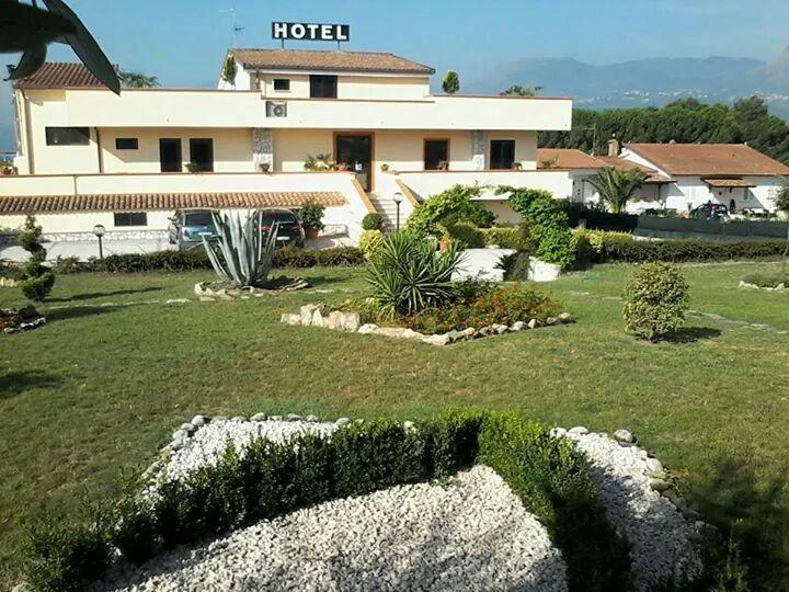 Hotel Vittoria Benevento Exterior foto